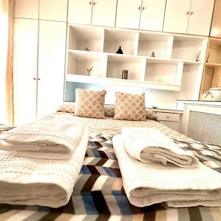 A T La Plaza Alto 公寓